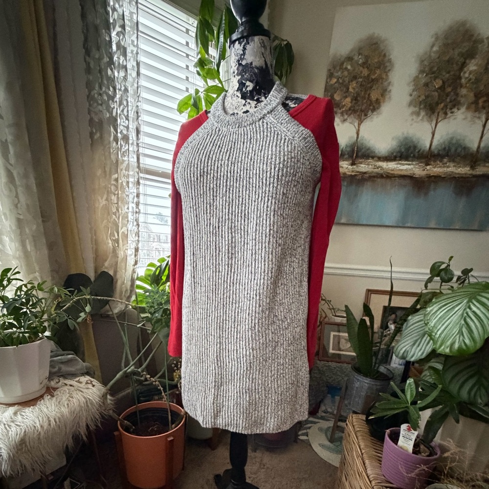 EUC Xhilaration Women’s Gray & Ivory Knit Dress